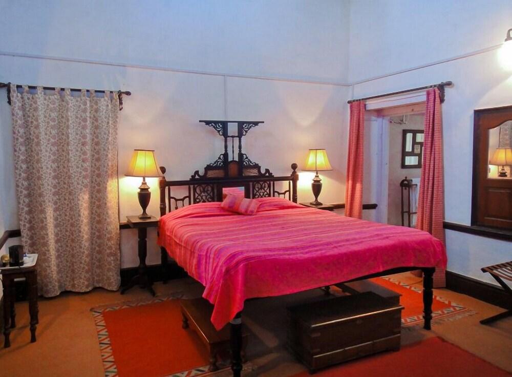 Neemrana'S - Ramgarh Bungalows Екстериор снимка